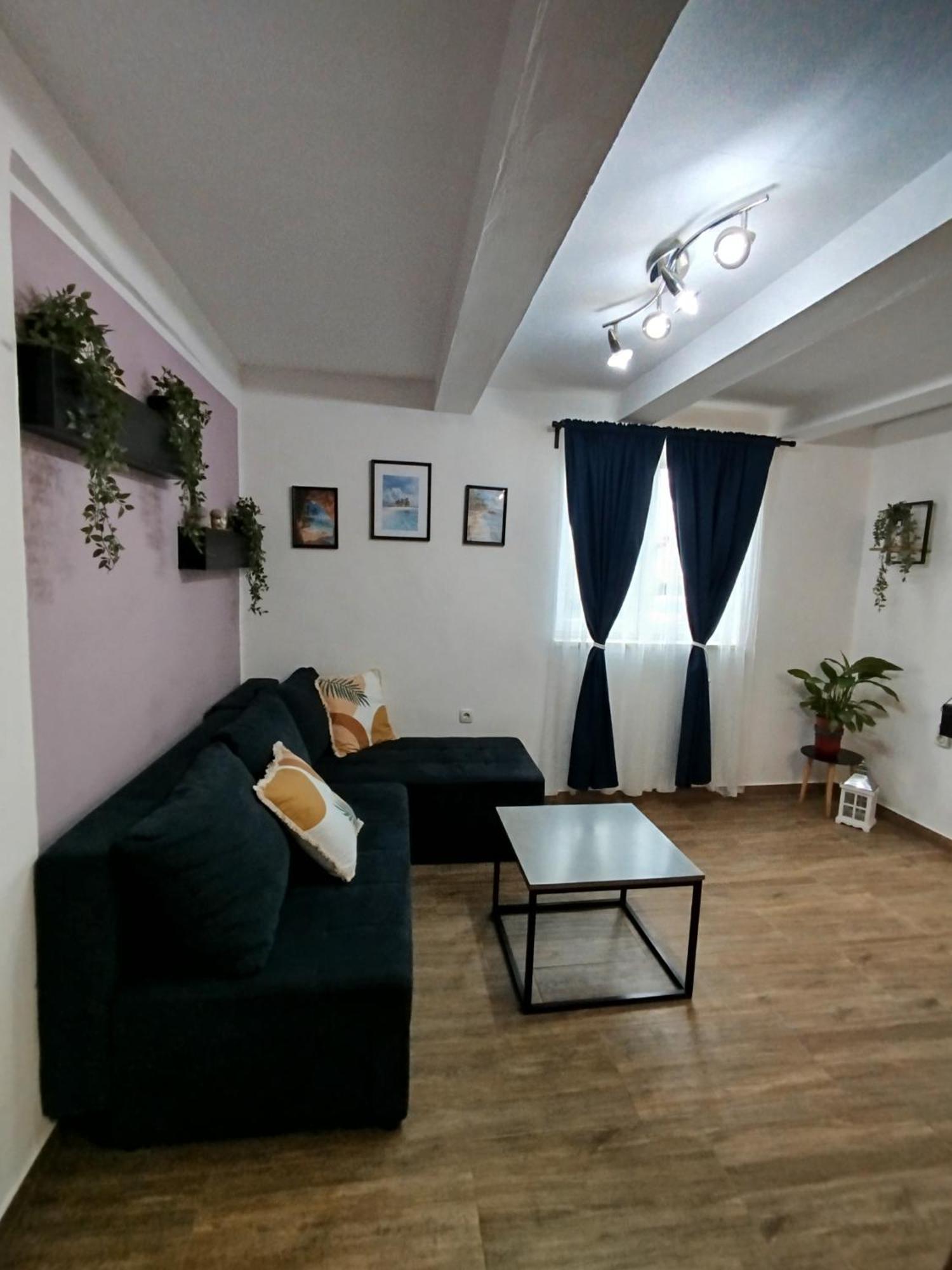 Apartment Jazbina Пула Екстериор снимка